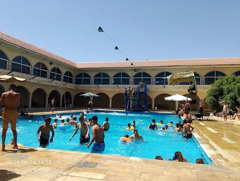 مسبح القصر swimming pool in Russeifa, Amman