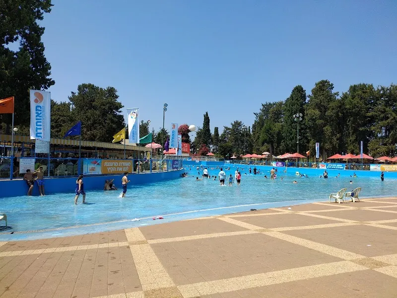 בבילון פארק נמל תל-אביב amusement park in Tel Aviv, TA