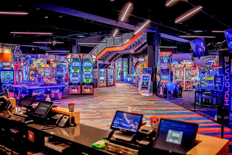 Apex Entertainment Virginia Beach amusement center in Virginia Beach, VA