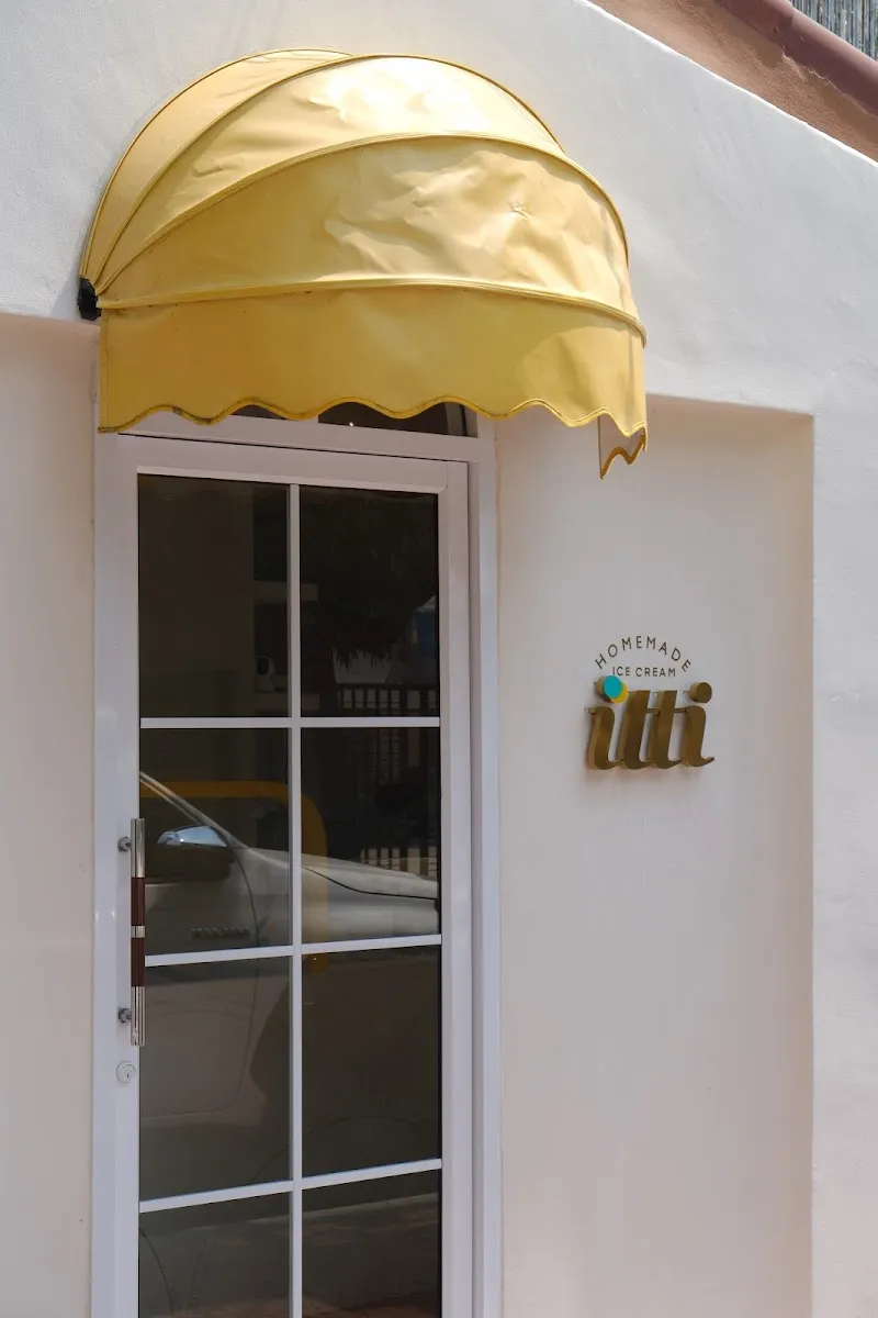 Ari Ice Cream & Dessert Shop ice cream in Ari, BKK