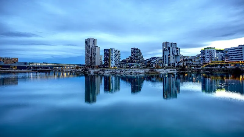 Asperner See Seestadt sports activity location in Aspern, VIE