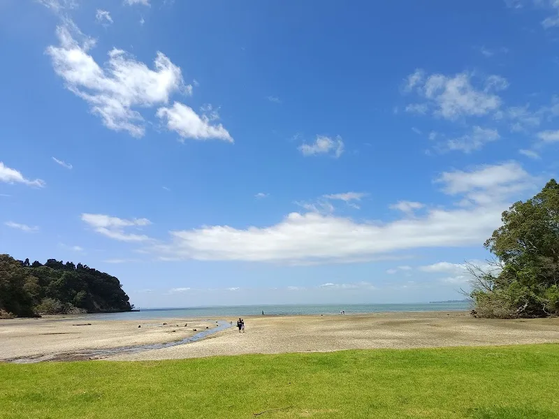 Atkinson Park park in Titirangi, AKL