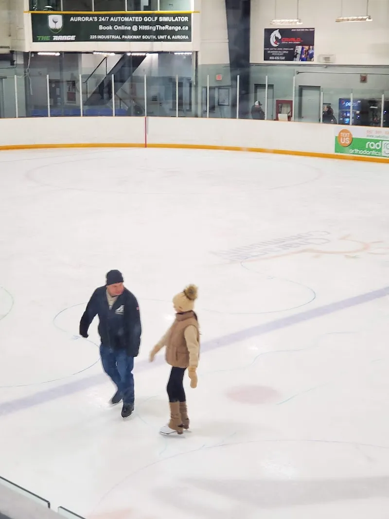 Aurora Family Leisure Complex skateboard park in Aurora, ON