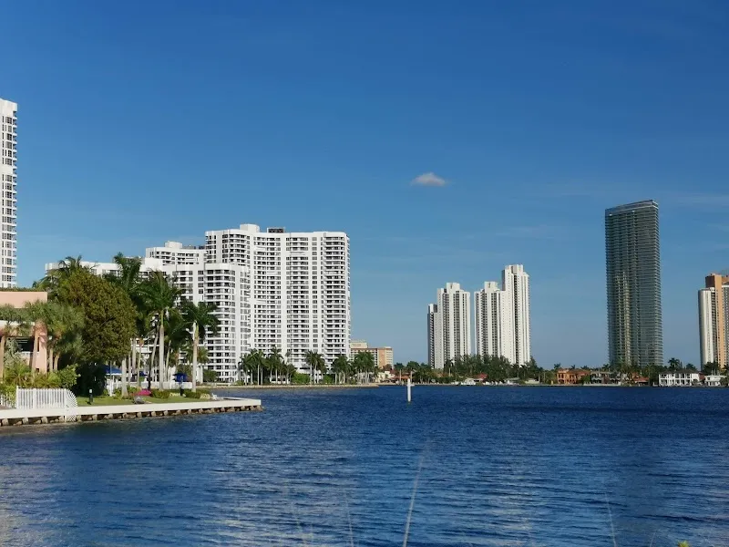 Aventura Arts & Cultural Center performing arts theater in Aventura, FL