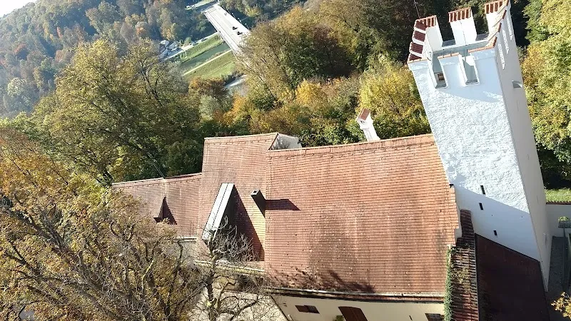 Bürgerhaus Römerschanz Grünwald convention center in Grünwald, BY
