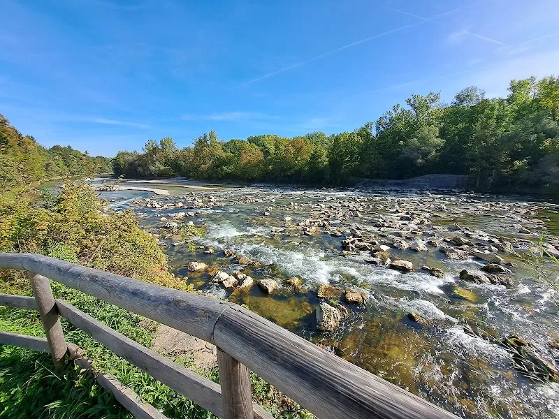 B471 Isarradweg hiking area in Oberschleißheim, BY