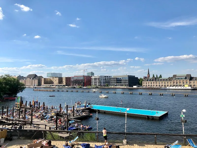 Badeschiff | Freizeit Bad spa in Tempelhof, BE