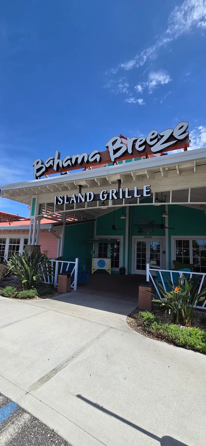 Bahama Breeze Bars in New Tampa, FL
