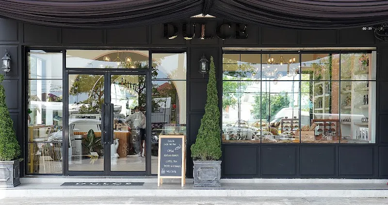 Ban Kamchad Bakery & Cafe cafe in Samsen, BKK
