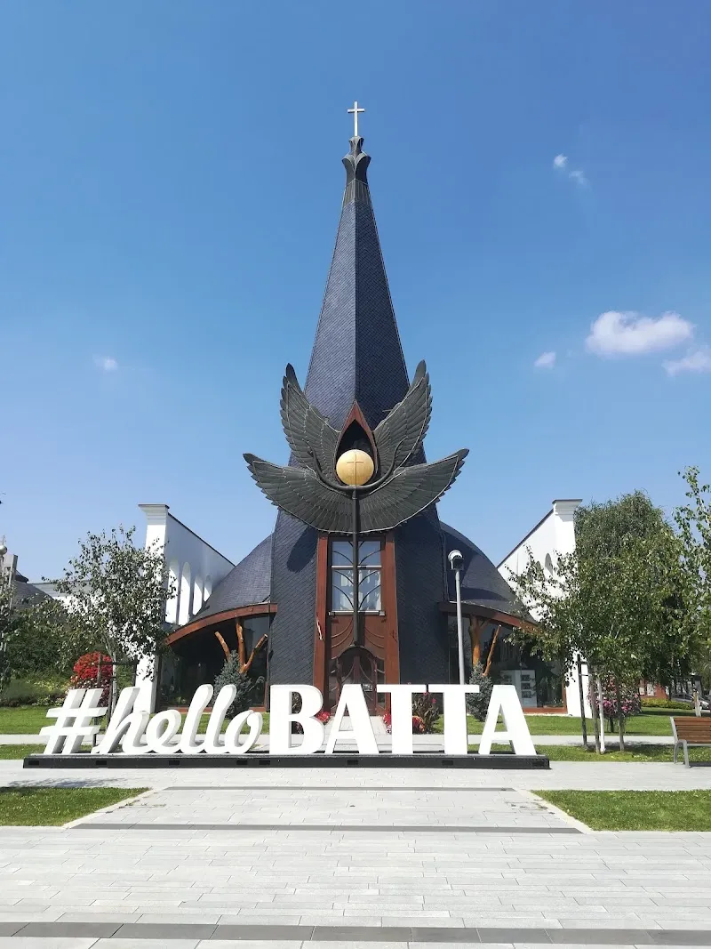 Barátság Művelődési Központ cultural center in Százhalombatta, Budapest