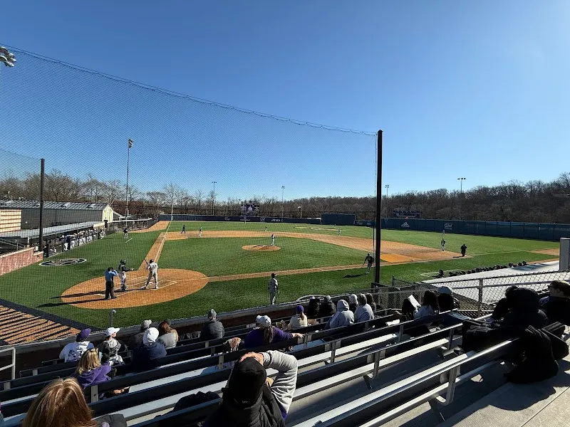 Barcroft Park park in Falls Church, VA