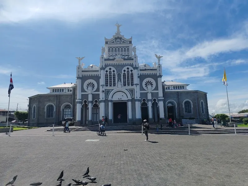 Basílica de Nuestra Señora de los Ángeles - Basilica of Our Lady of the Angels tourist attraction in Cartago, CG
