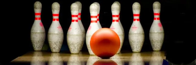 Batt Family Fun Center bowling alley in Jacksonville, FL