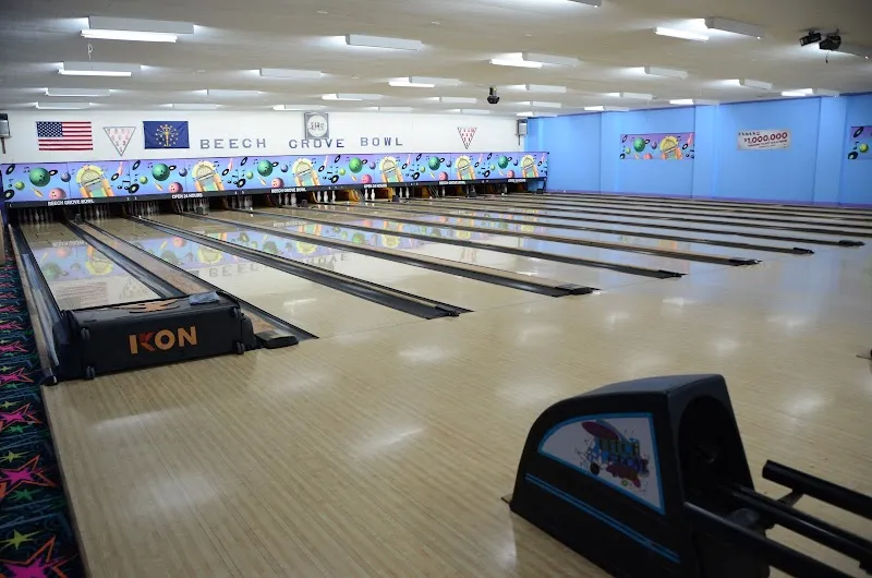 Beech Grove Bowl bowling alley in Beech Grove, IN