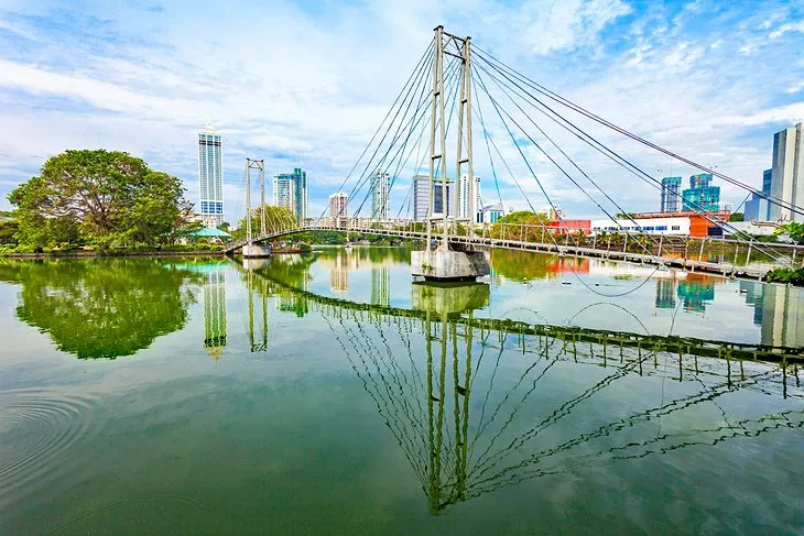 Beira Lake lake in Colombo, WP