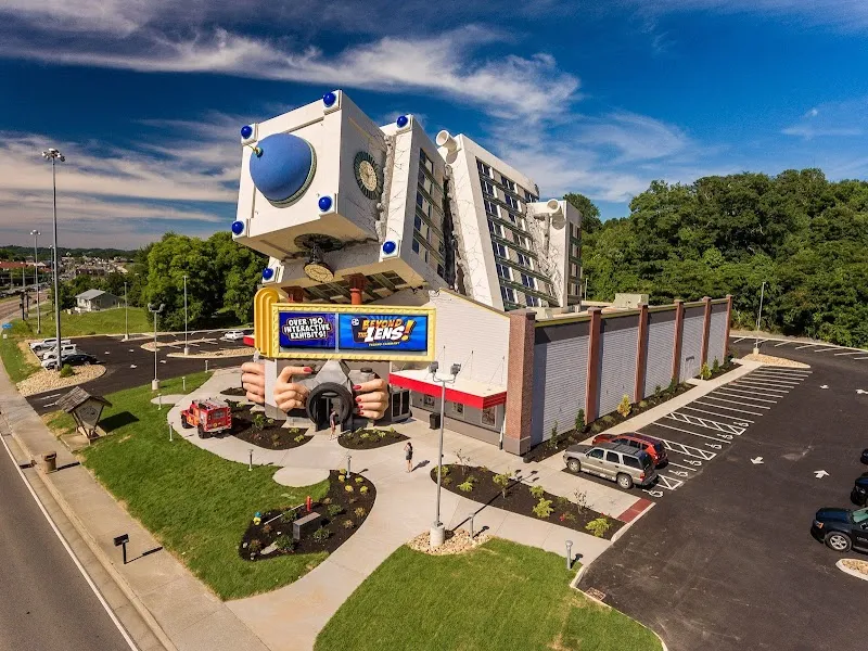 Beyond the Lens! Family Fun tourist attraction in Pigeon Forge, TN