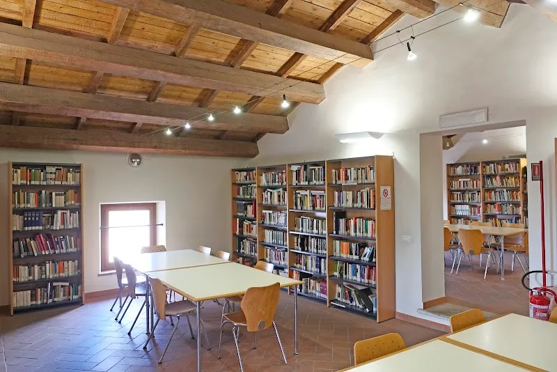 Biblioteca Comunale Maria Coccanari Fornari library in Tivoli, Lazio