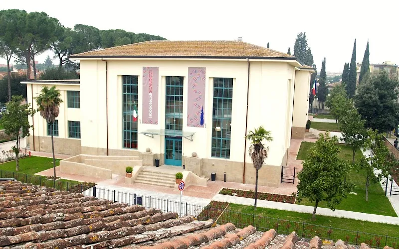 Biblioteca di Scandicci library in Scandicci, Tuscany
