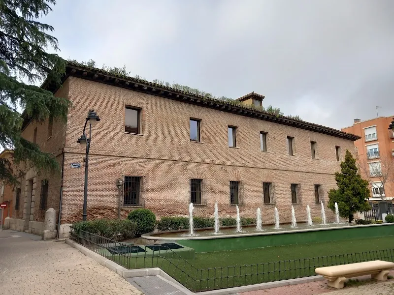 Biblioteca Municipal Ricardo De La Vega library in Getafe, Madrid