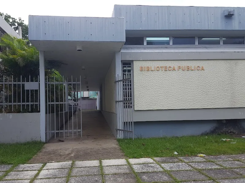 Biblioteca Publica TOA BAJA library in Toa Baja, PR