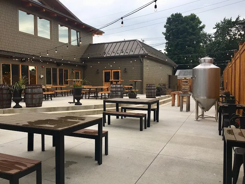 Big Woods - Speedway Burgers in Whitestown, IN