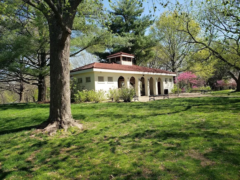 Blackburn Park park in Webster Groves, MO