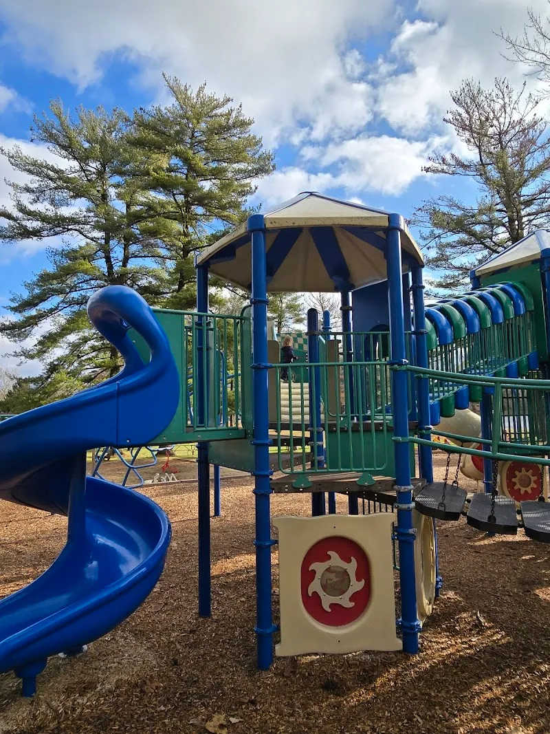 Bloomer Park park in Rochester Hills, MI