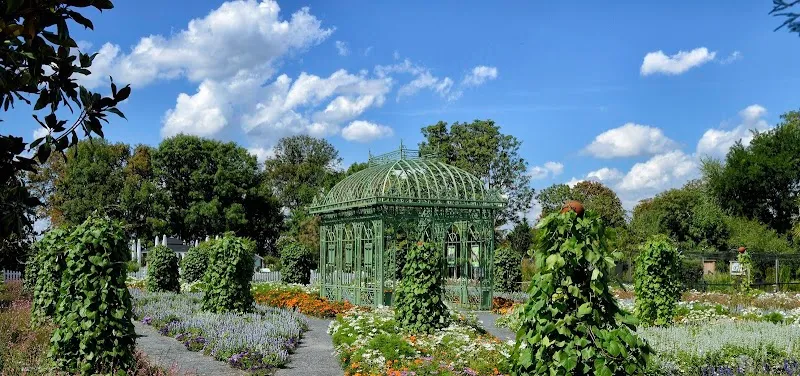 Blumengärten Hirschstetten garden in Hirschstetten, VIE