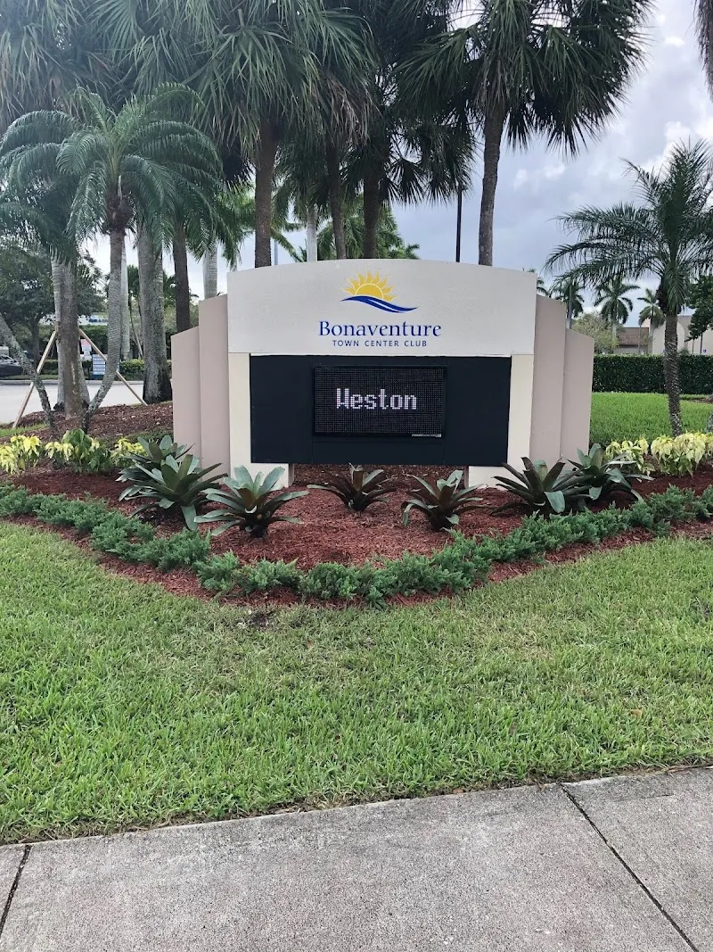 Bonaventure Town Center Club beauty salon in Weston, FL