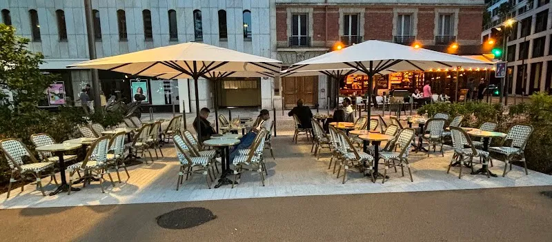 Bouffettes Café cafe in Neuilly-sur-Seine, IDF