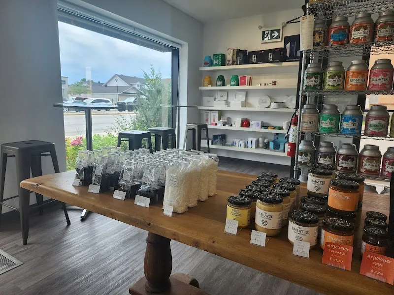 Boulangerie Doughlicious cafe in Vaudreuil-Dorion, QC