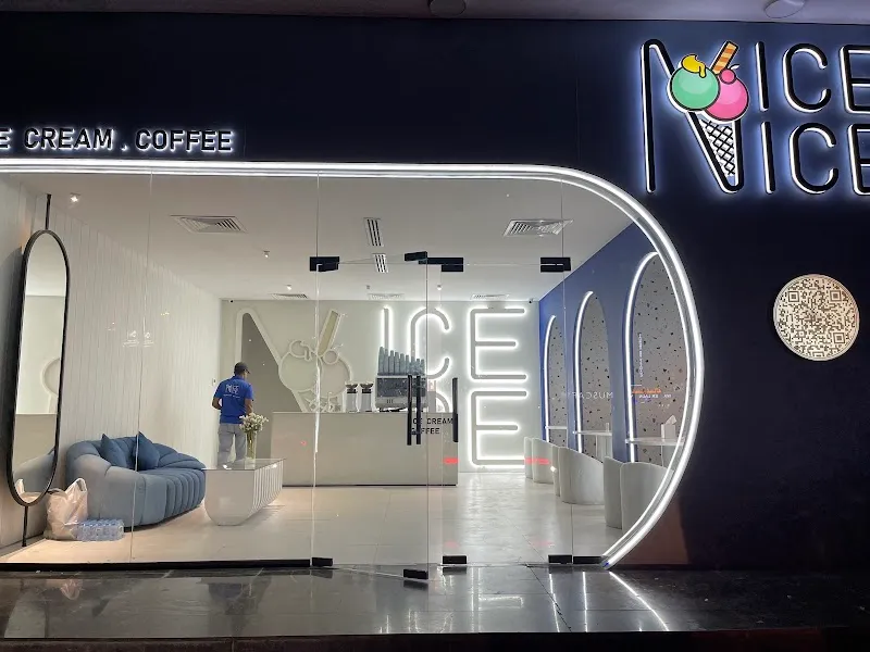 Bousher Seaside Cafes & Ice Cream Shops cafe in Bousher, Muscat