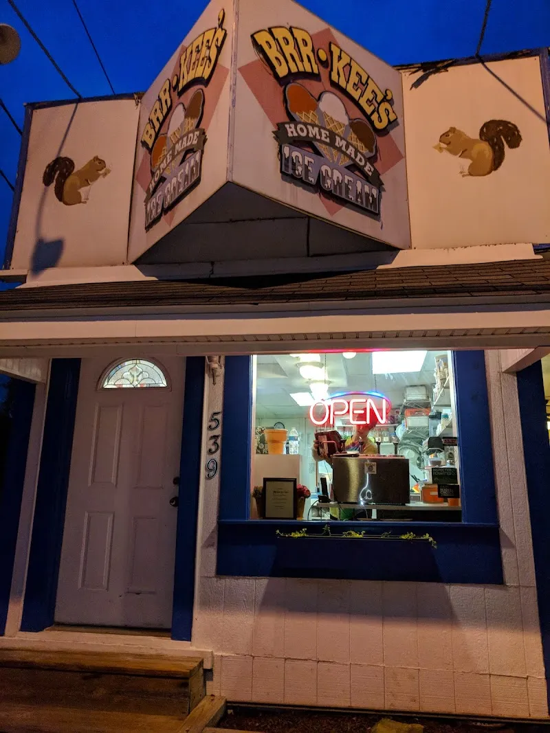 Brr-Kee's Ice Cream Ice Cream & Frozen Yogurt in Oakmont, PA