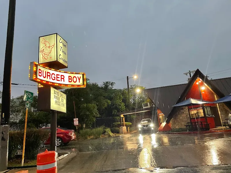 Burger Boy Burgers in Universal City, TX