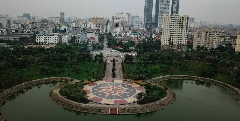 Công viên Thạch Cầu park in Từ Liêm, HN