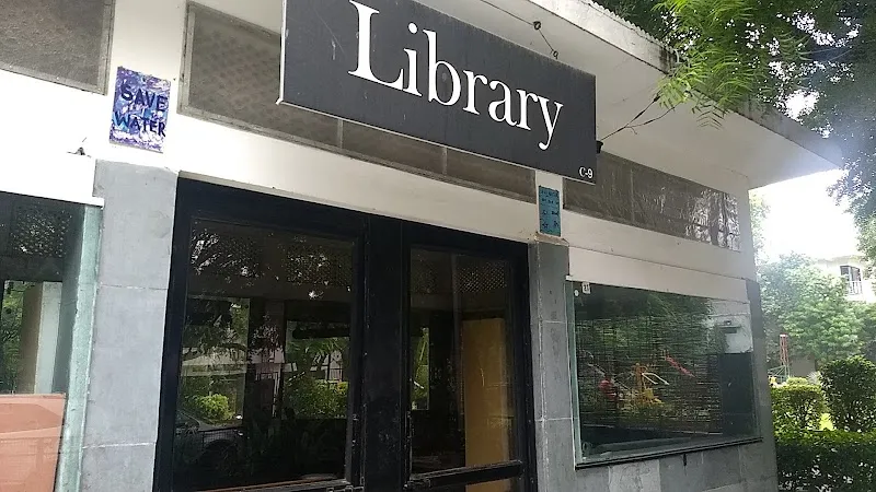 C9 Library dental clinic in Vasant Kunj, DL