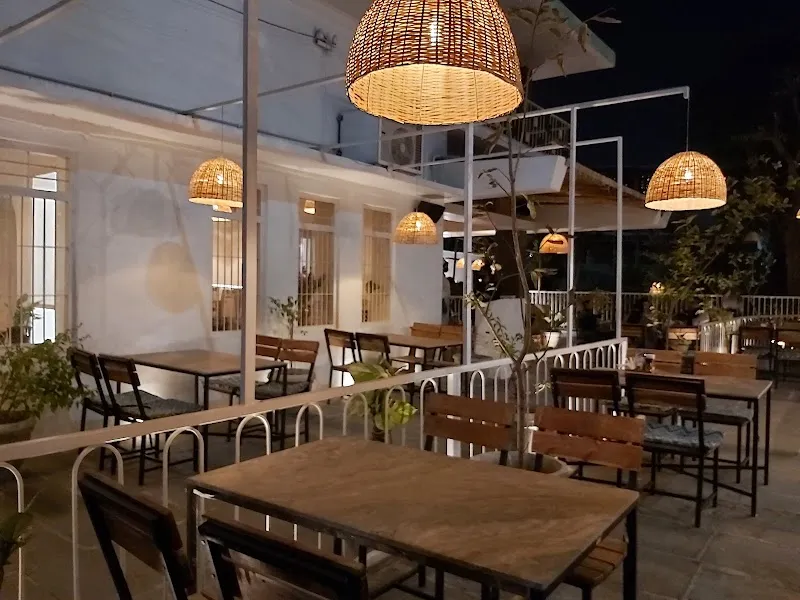 Cafe CornerStone by Pallavi Daga cafe in C-Scheme, RJ