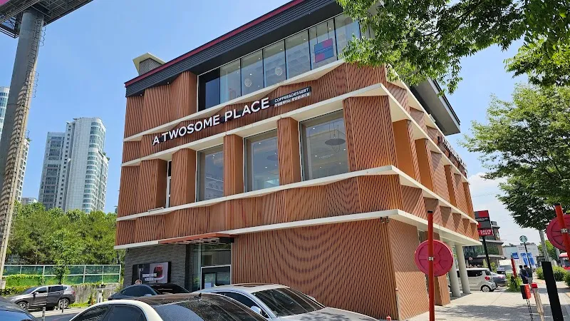 Cafe Twosome Place Kids Zone (카페 투썸플레이스) cafe in Bundang, GG