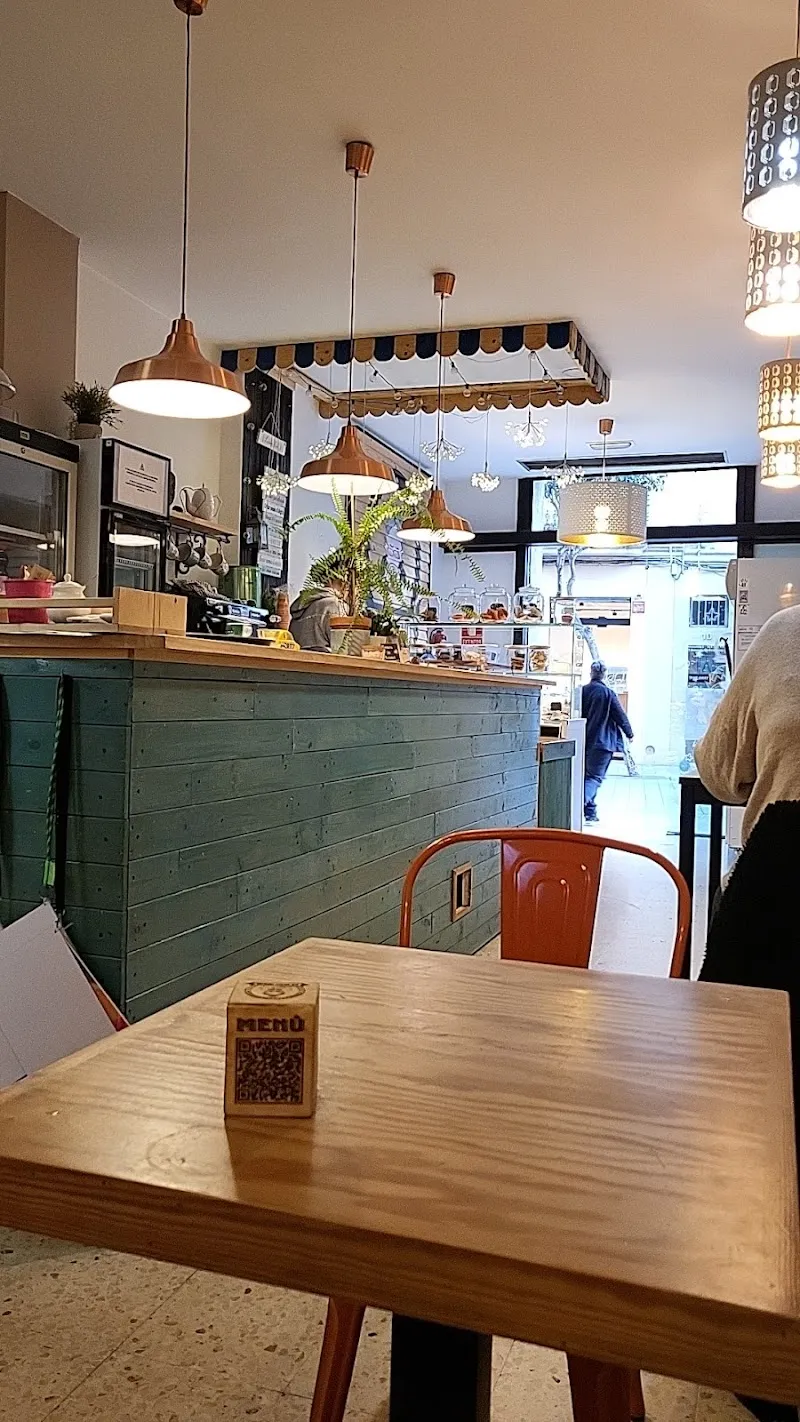 Cafeteria L'Ocelot cafe in Rubí, CT