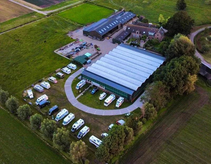 Camperplaats Vecht en Weide locatie Dammerweg 9 rv park in Weesp, NH