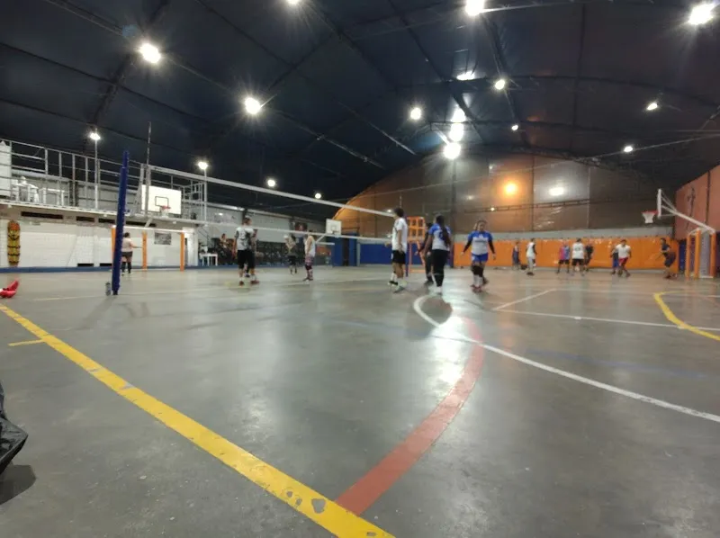 Cancha de Deportes Barrios Unidos sports in Barrios Unidos, CD