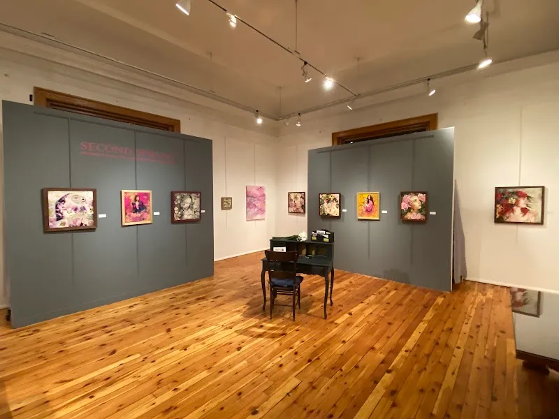 Carnegie Art Center tourist attraction in North Tonawanda, NY