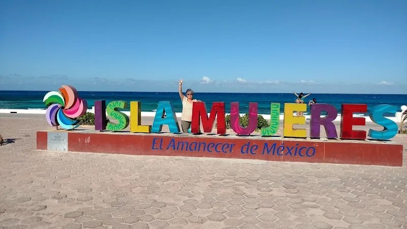 Casa De La Cultura cultural center in Isla Mujeres, QR