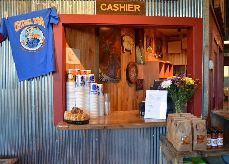 Central BBQ Barbeque in Millington, TN