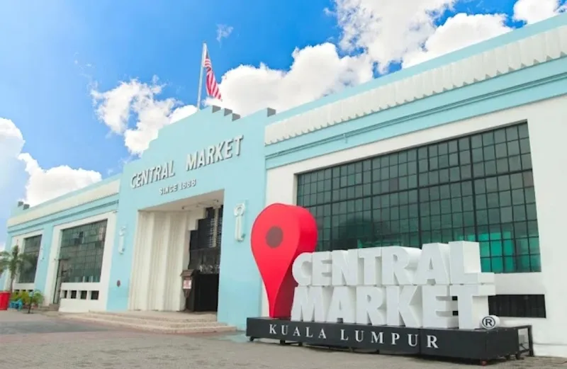 Central Market shopping mall in Ampang, SG
