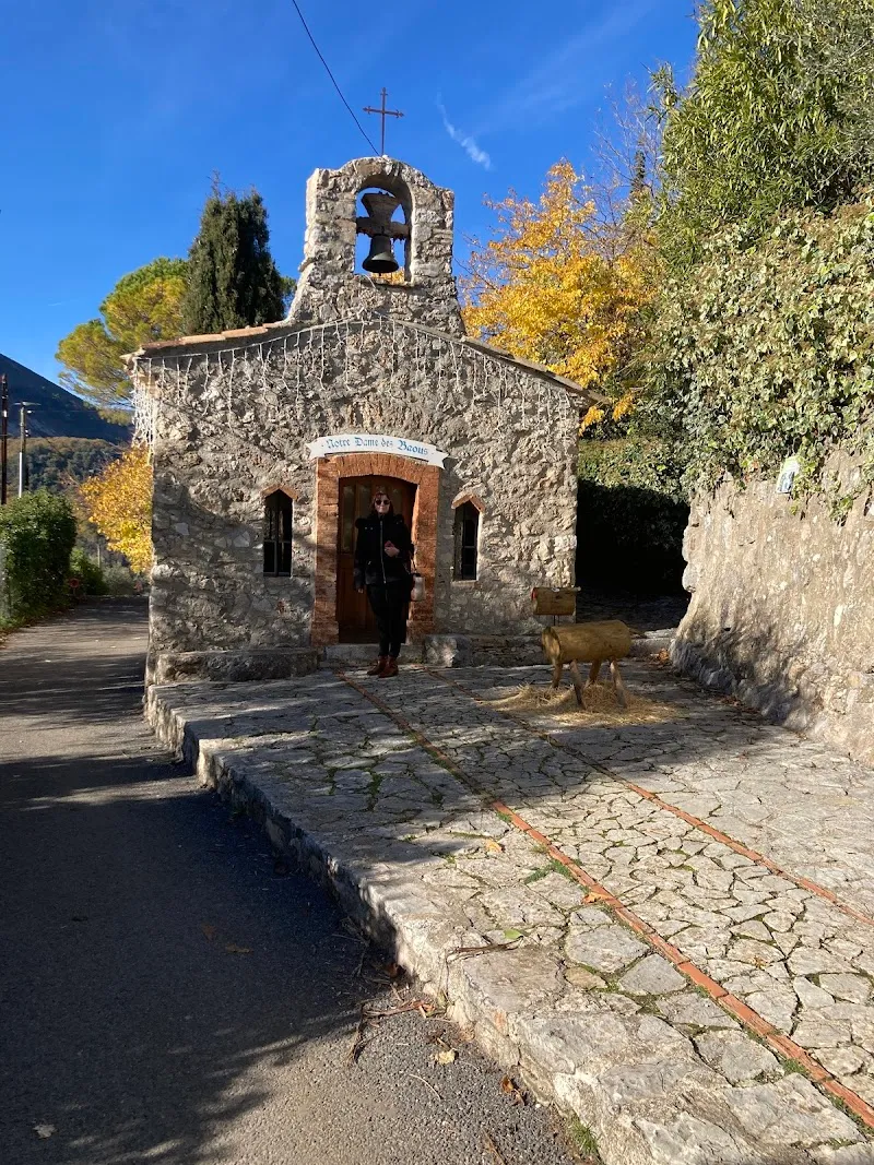 Chapelle Saint-Jacques Historic Trail outdoor adventure in Saint-Jeannet, PACA