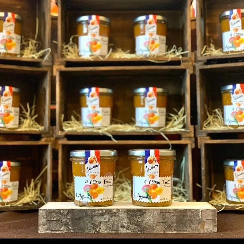 Chocolaterie Belge Neuhauser cafe in Laval, QC