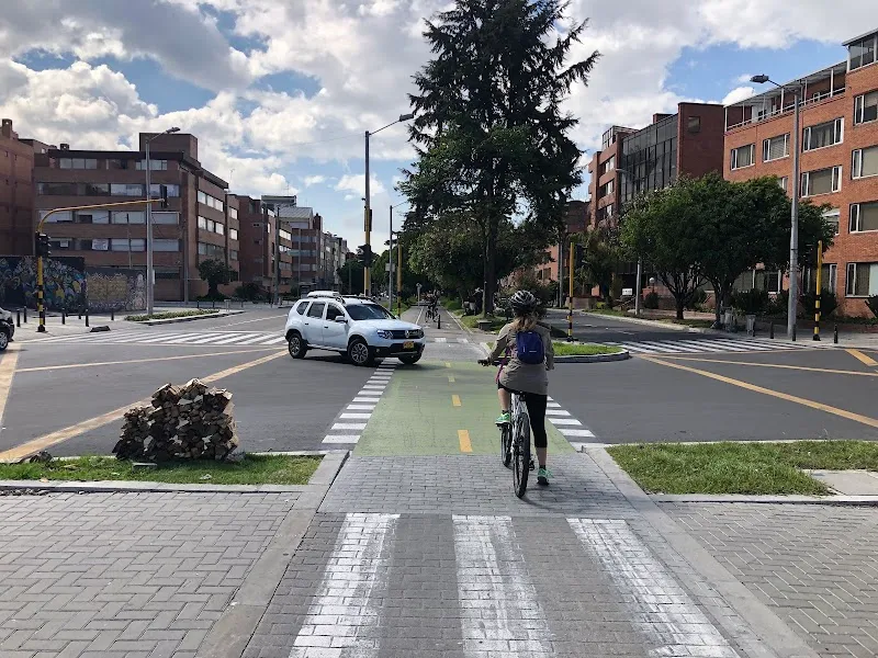 Cicloruta calle 116 Pepe sierra point of interest in Usaquén, CD