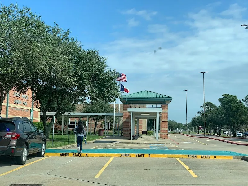 Cinco Ranch Junior High School school in Cinco Ranch, TX