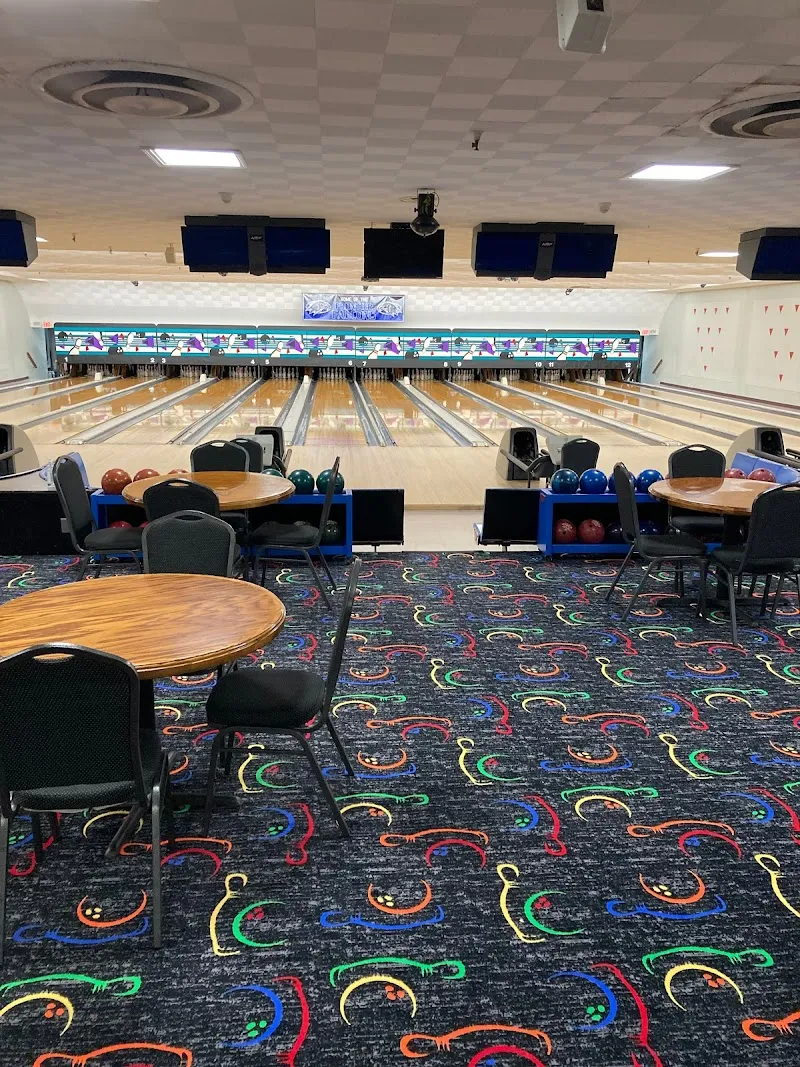 Cloverbank Bowling bowling alley in Hamburg, NY